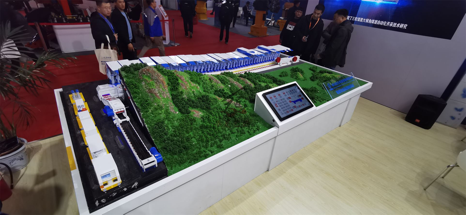 5g矿山教学实训动态互动展示沙盘模型